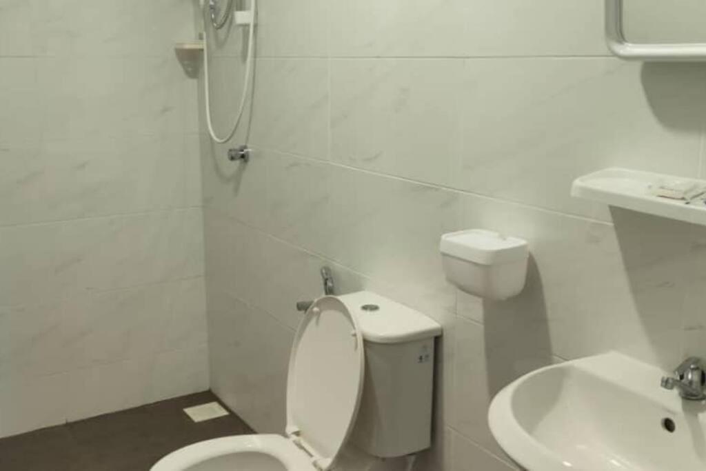 Luxurious Homestay 3Br With Pool Meru Ipoh 8 Pax Экстерьер фото